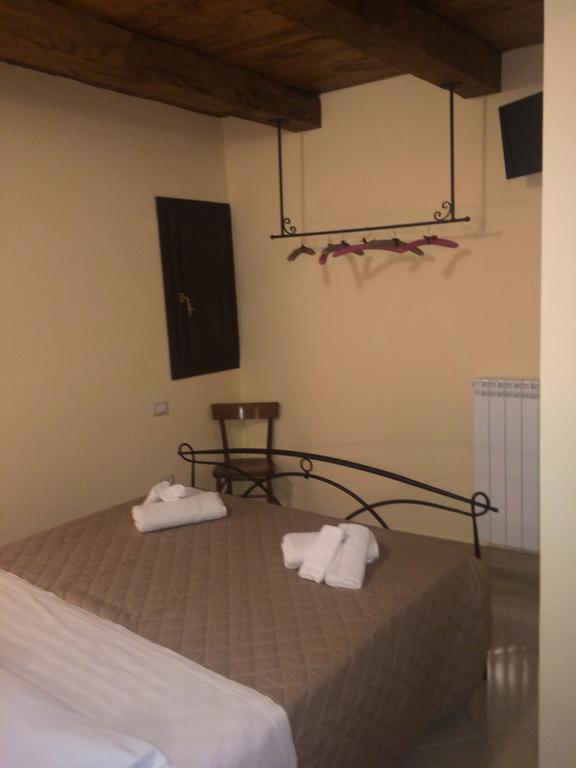 La Chiazzolla Hotel Campoli del Monte Taburno Luaran gambar