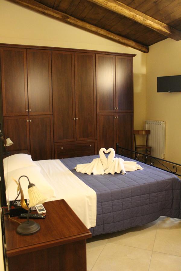 La Chiazzolla Hotel Campoli del Monte Taburno Luaran gambar